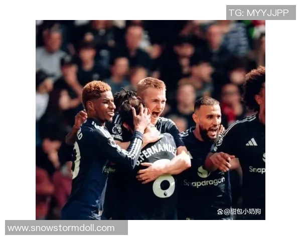 巴塞罗那与曼联元老队激情对决重温经典时刻与传奇球员风采