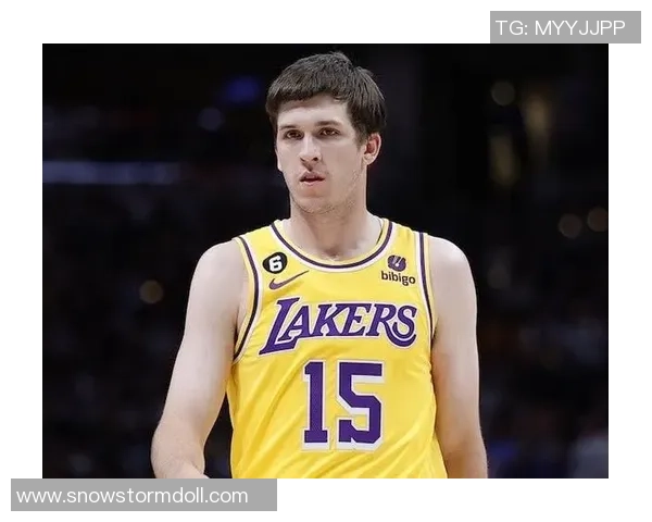 德阿隆福克斯引领国王崛起展现无限潜力与领导力